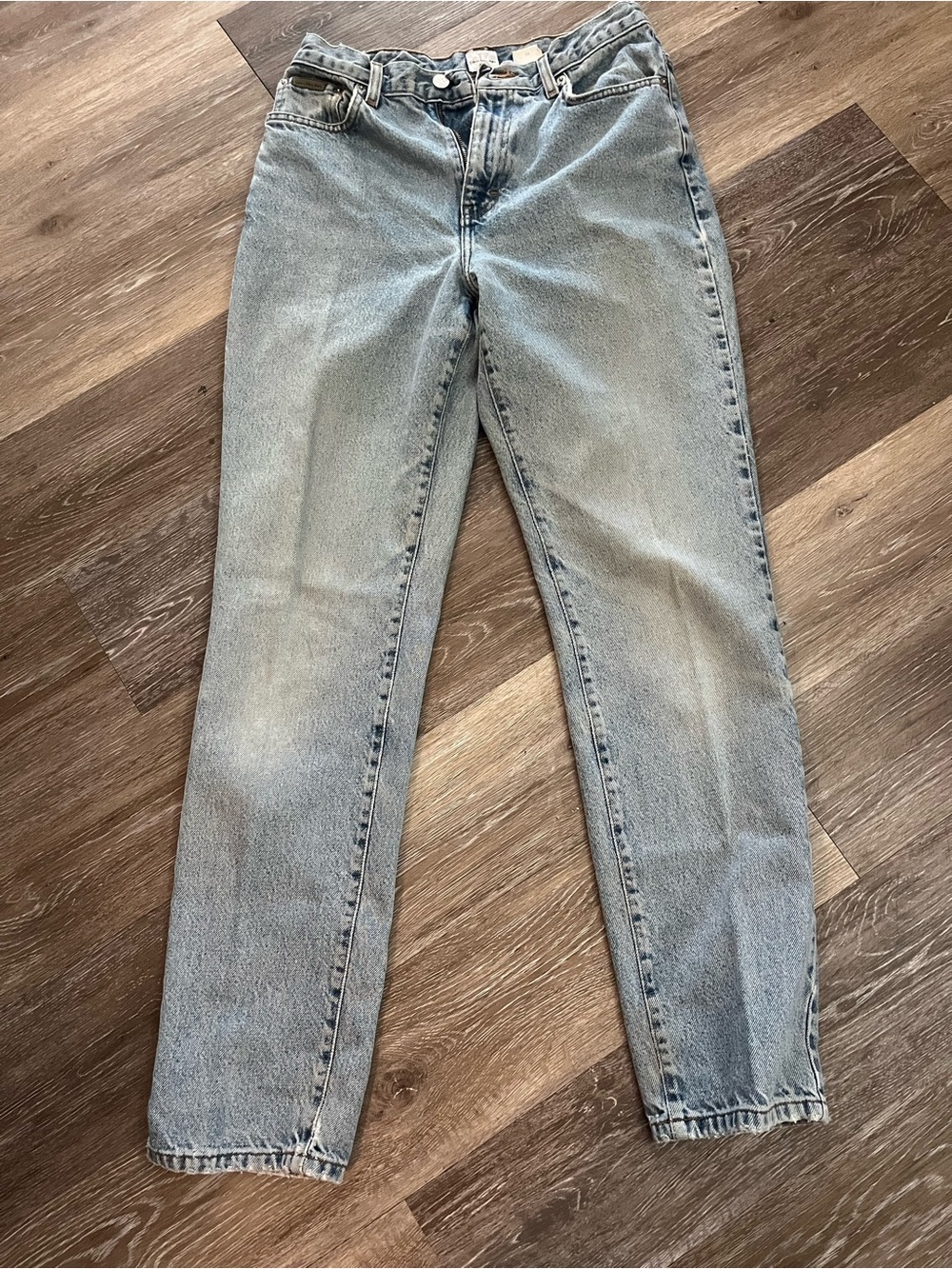 Calvin Klein High Waist Light Wash Straight Leg Denim Jeans | Size 8